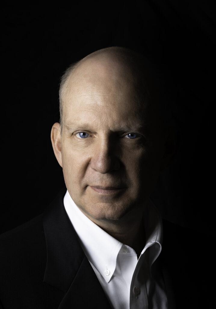 Color Headshot of Billy Riggs Hi Res - Billyriggs